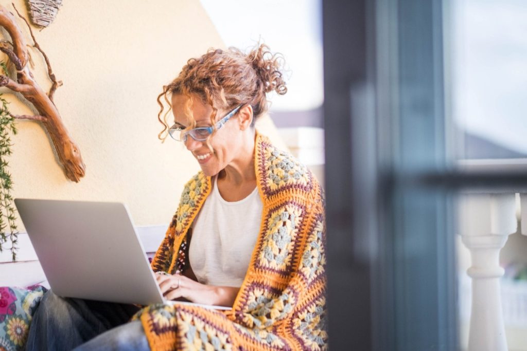 woman staying positive while living with migraine